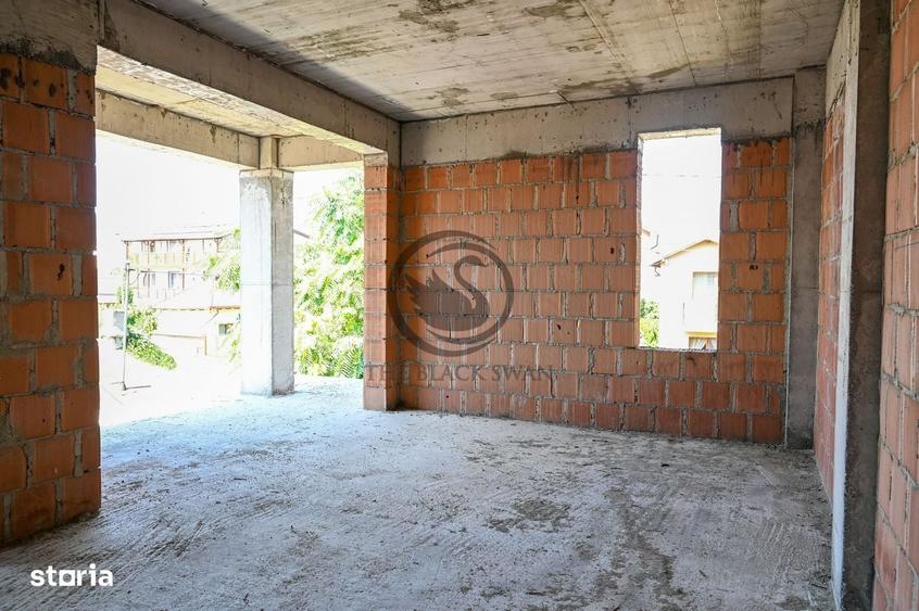 Casă cu 4 camere în Central