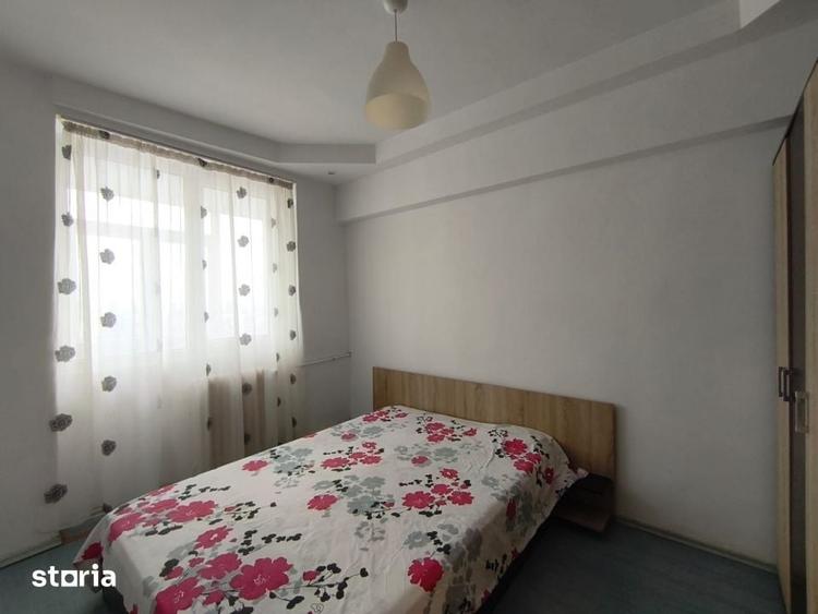 Apartament cu 3 camere în Drumul Taberei