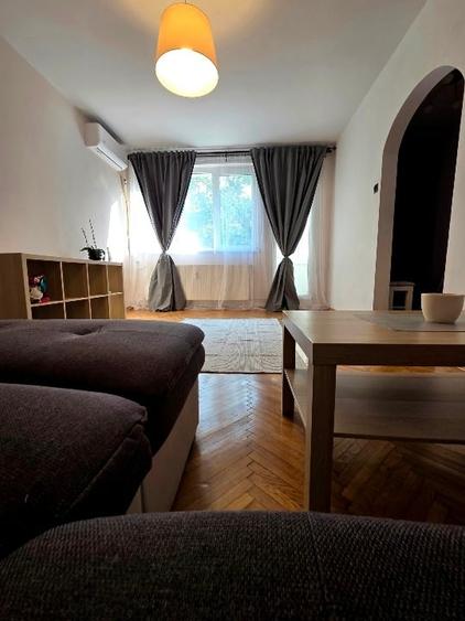 Apartament cu 2 camere în Pajura