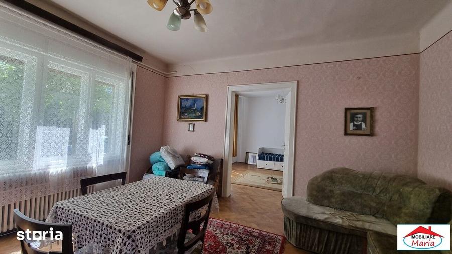 Casă cu 3 camere cu Teren 421 Mp în Titulescu