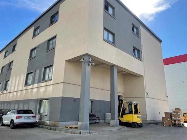Spațiu industrial, de 1,700 mp, în Nord