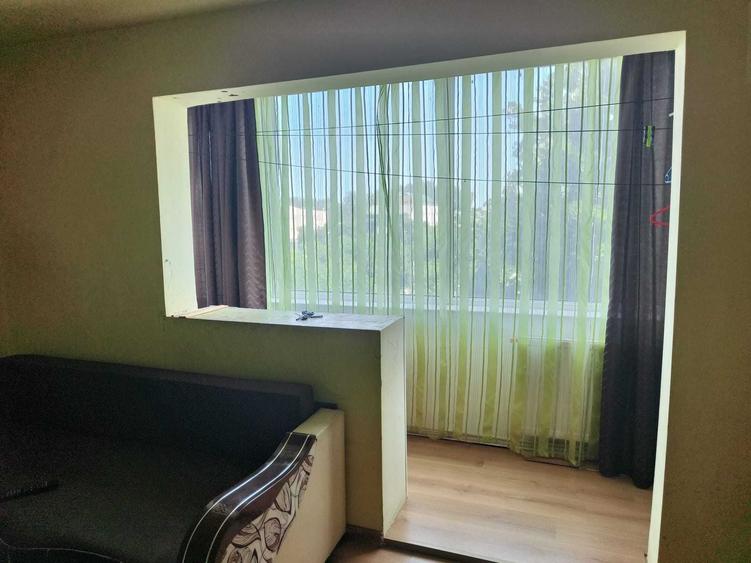 Apartament cu 2 camere semidecomandat în Complex Studențesc