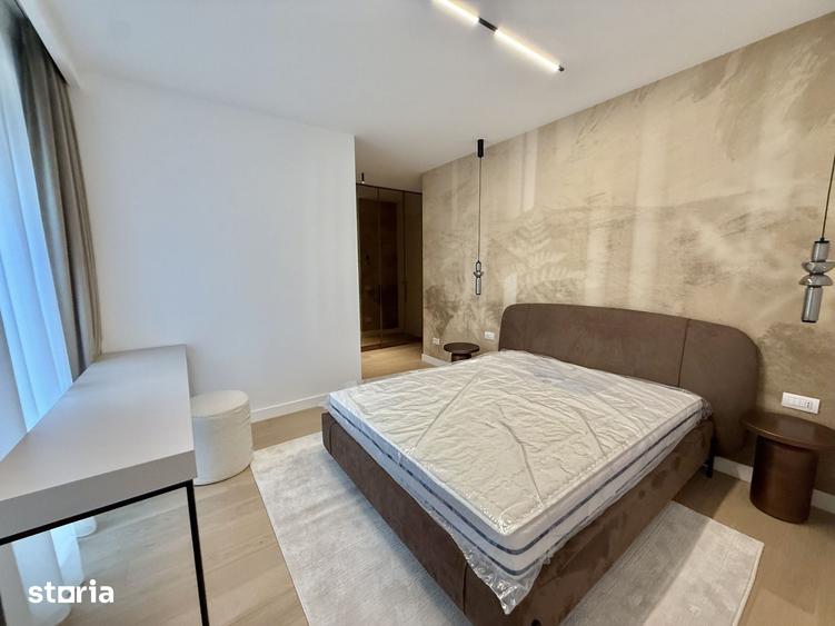 Apartament cu 4 camere în Aviatorilor