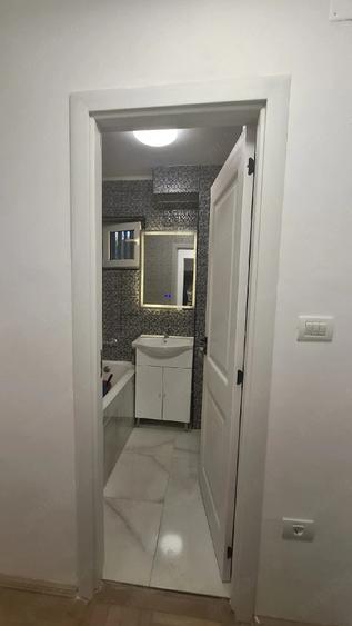 Apartament cu 2 camere semidecomandat în Romanilor