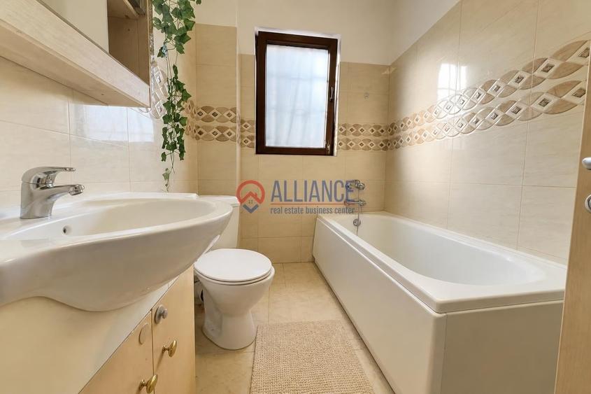 Apartament cu 2 camere decomandat în Palazu Mare