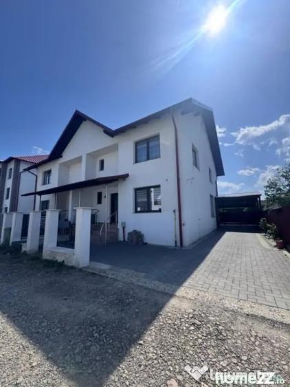 Casă cu 7 camere cu Teren 250 Mp în Rădăuți