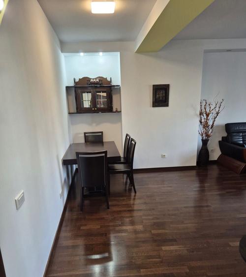 Apartament cu 2 camere semidecomandat în Obor