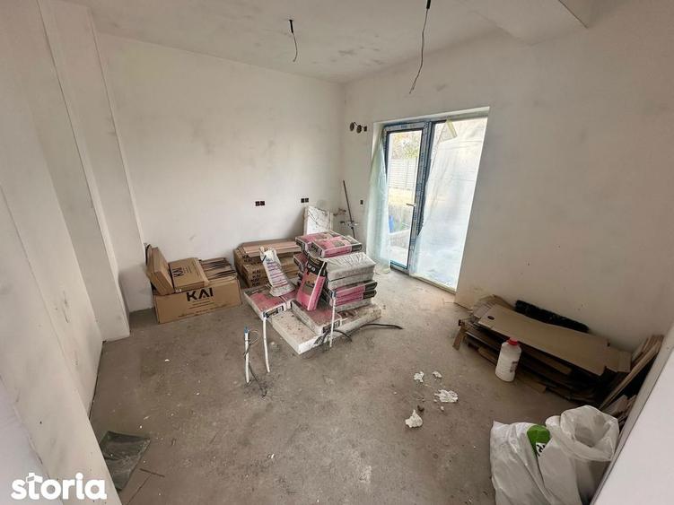 Casă cu 4 camere cu Teren 130 Mp în Central