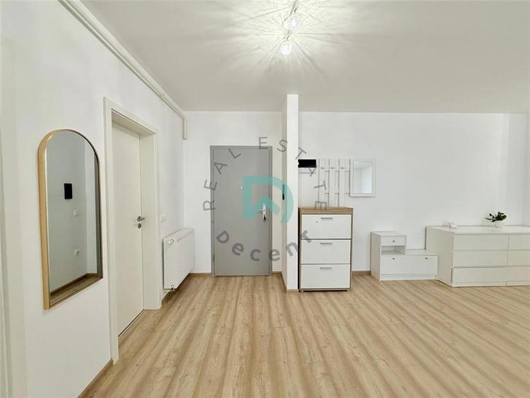 Apartament cu 3 camere decomandat în Avantgarden