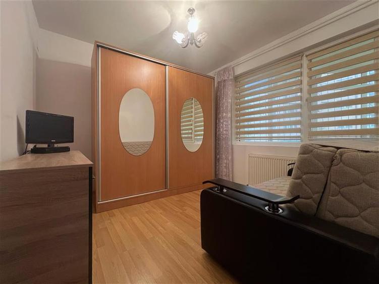 Apartament cu 2 camere nedecomandat, mobilat în Aeroport