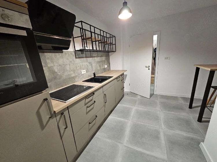 Apartament cu 2 camere decomandat în Mircea cel Bătrân