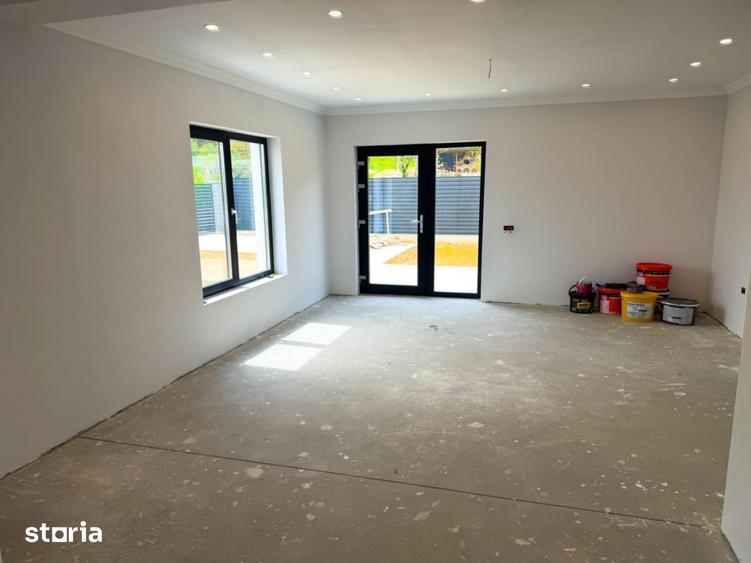 Casă cu 4 camere cu Teren 499 Mp în Mărăcineni