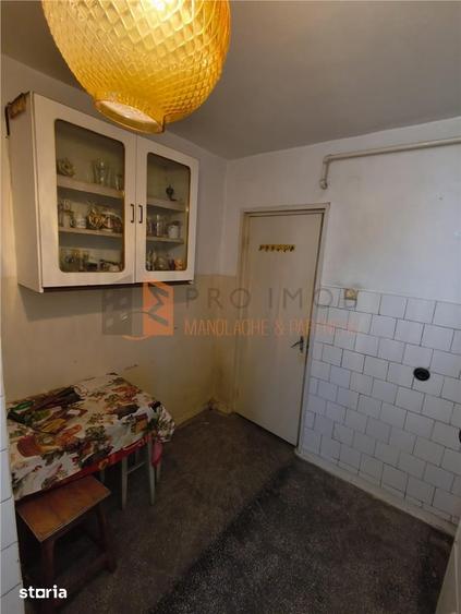 Apartament 3 camere cf1 decomandat zona Micro 3 - 10
