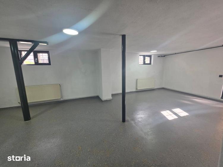 Apartament cu 2 camere semidecomandat în Tractorul