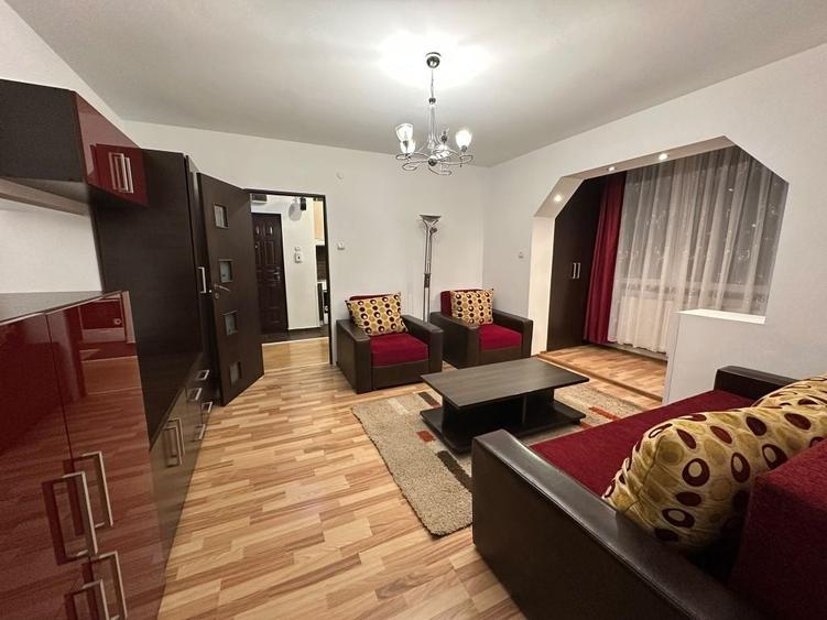 Apartament cu 2 camere semidecomandat în Central