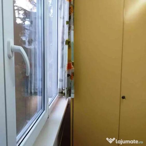 Apartament cu 3 camere semidecomandat în Fortuna