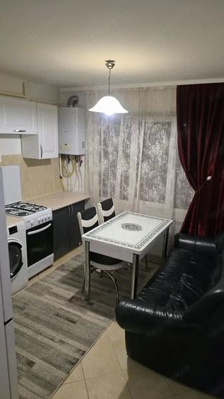 Garsonieră decomandată în Mihai Bravu