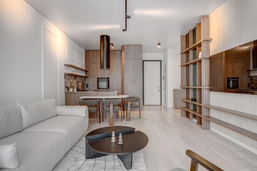 Apartament cu 2 camere semidecomandat, mobilat în Barbu Văcărescu