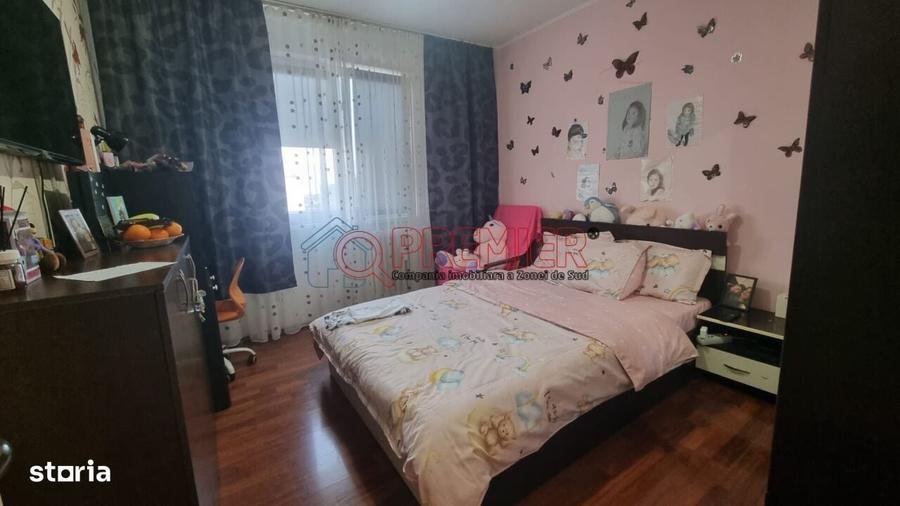 Apartament cu 3 camere, mobilat în Central