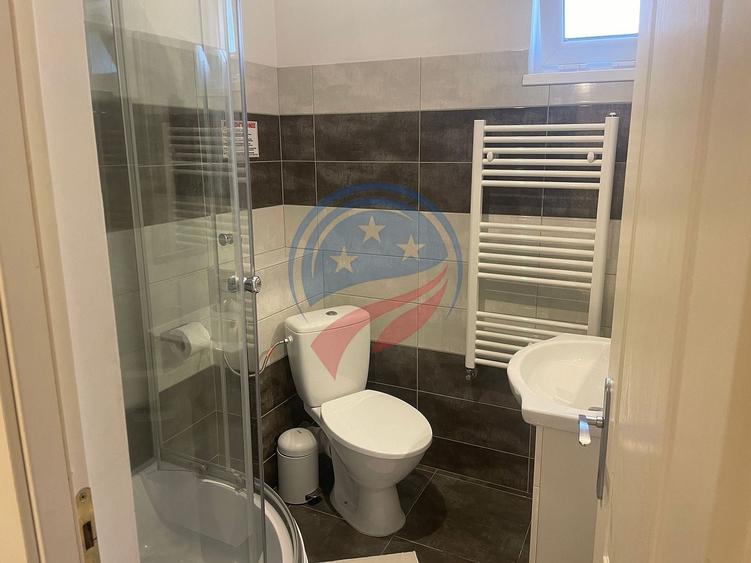 Duplex cu 3 camere cu Canalizare în Central