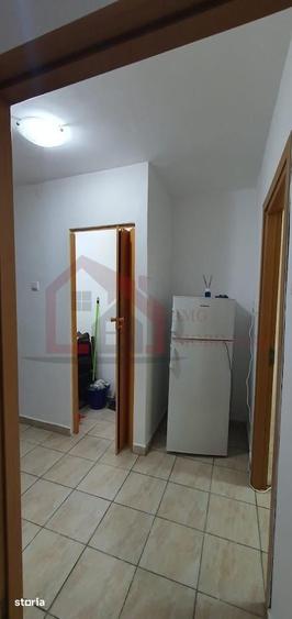 Garsonieră decomandată, mobilată în Tei