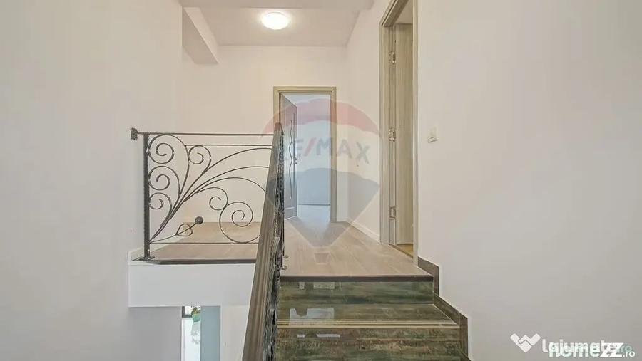 Casă cu 5 camere cu Teren 400 Mp în Bunloc