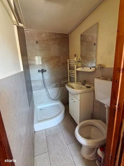 Casă cu 4 camere în Ghiroda