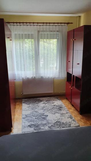Apartament cu 2 camere nedecomandat în Astra