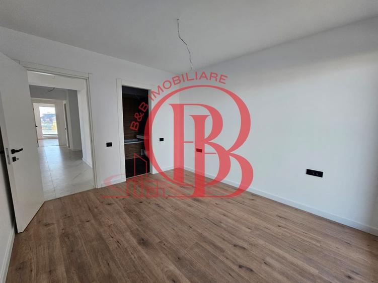 Apartament cu 4 camere decomandat, mobilat în Theodor Pallady