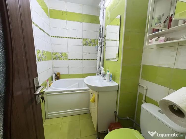 Garsonieră decomandată, mobilată în Tătărași
