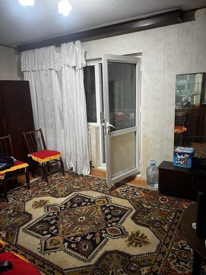 Apartament cu 2 camere decomandat în Băceni