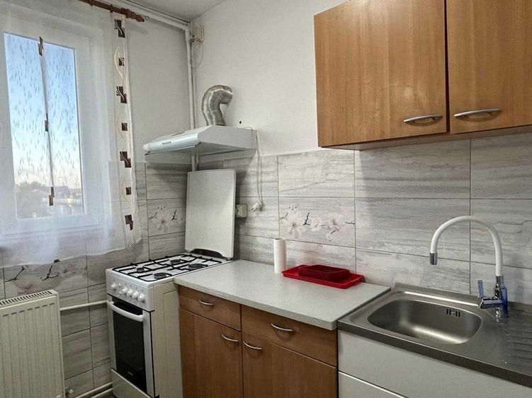 Apartament cu 2 camere decomandat în Podgoria