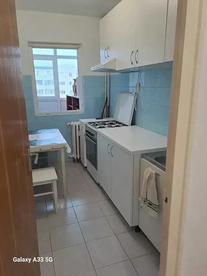 Garsonieră decomandată în Muncii