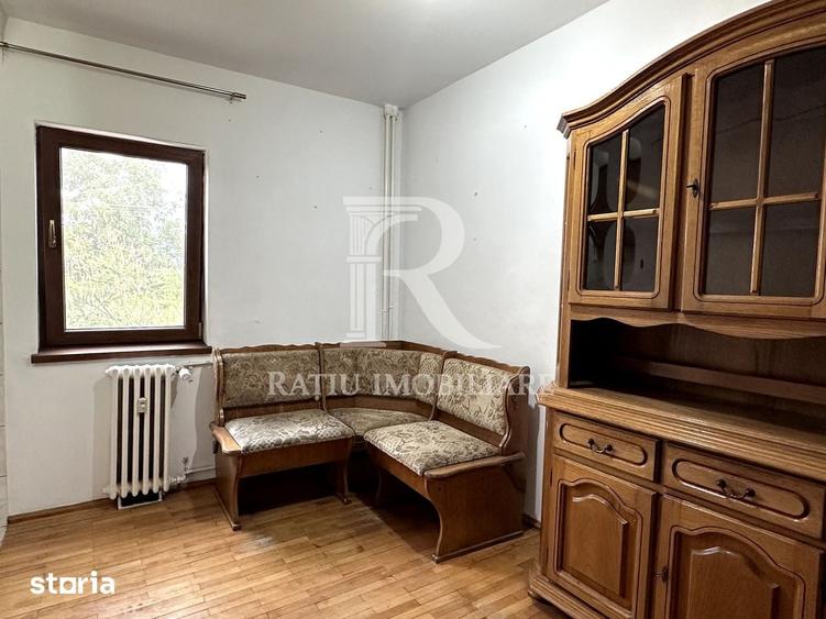 Apartament cu 3 camere decomandat în Cantemir