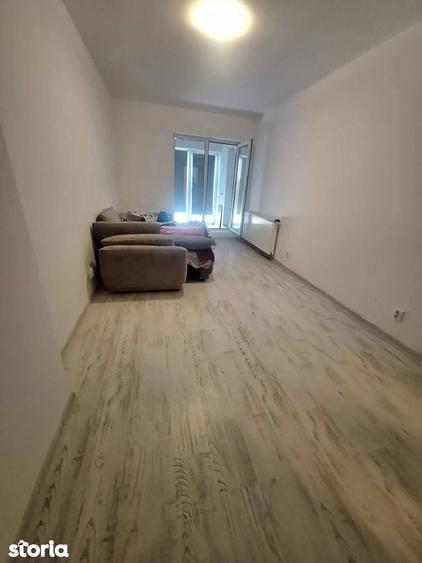 Inchiriere apartament 2 camere cu balcon inchis si terasa Sector 3 - 7