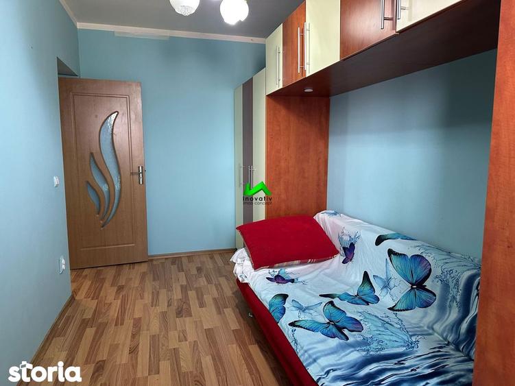 Apartament cu 3 camere decomandat, mobilat în Terezian
