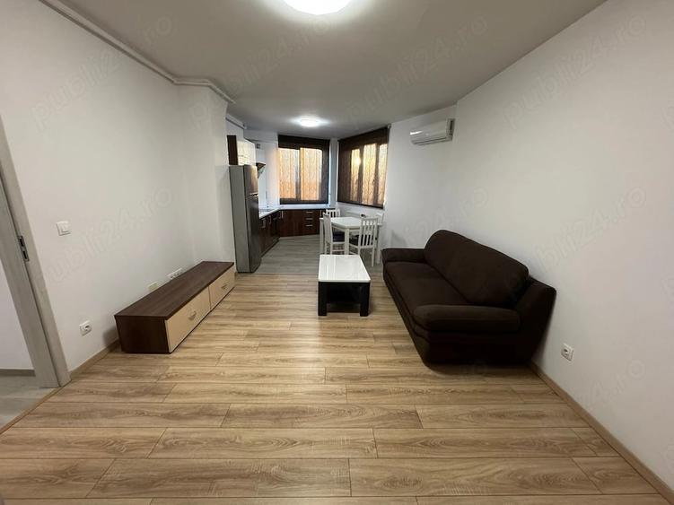 Apartament cu 2 camere decomandat în Cantemir