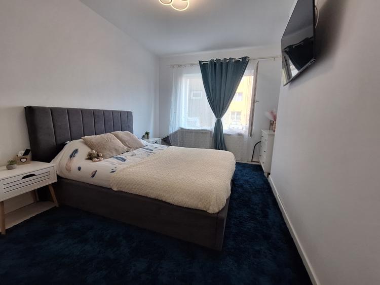 Apartament cu 3 camere, 46 mp, parcare, zona KIK - 4