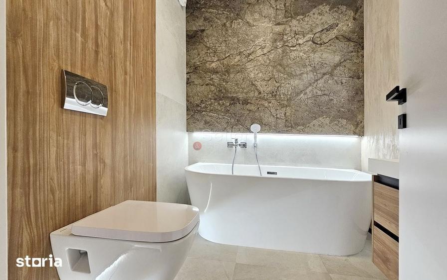 Apartament cu 3 camere în Brașovul Vechi