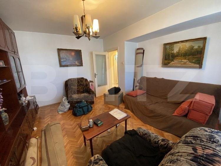 Apartament cu 3 camere decomandat, mobilat în Porolissum