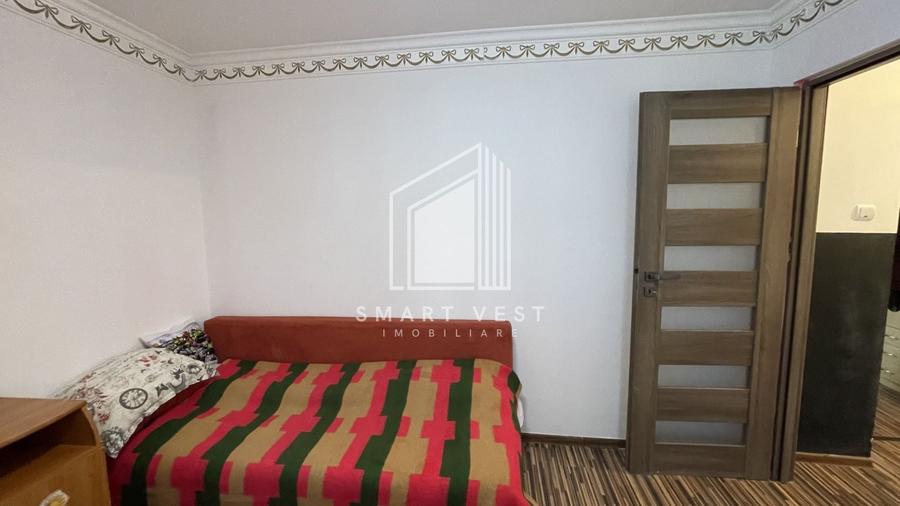 Apartament cu 2 camere semidecomandat, mobilat în Botizului