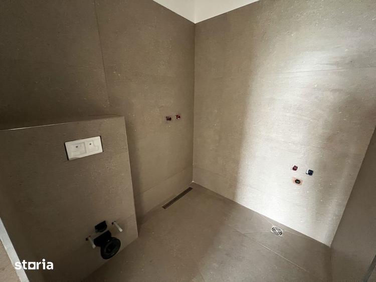 Apartament cu 3 camere semidecomandat în Florești — fotografia 2