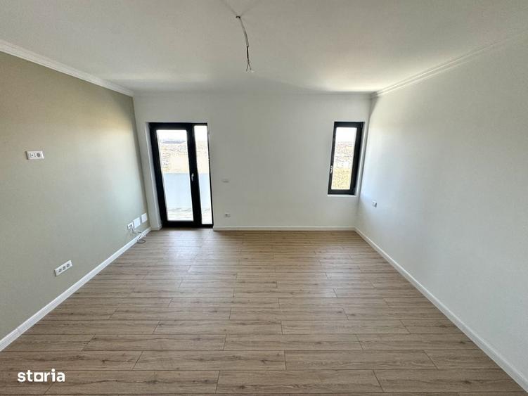 Casă cu 4 camere în Tomești