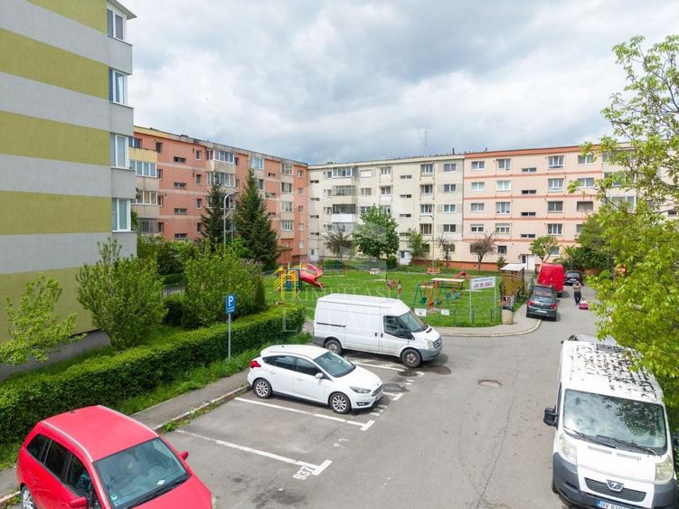 Apartament cu 2 camere decomandat, mobilat în Electroprecizia