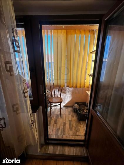 Apartament cu 3 camere decomandat, mobilat în Ciarda Roșie