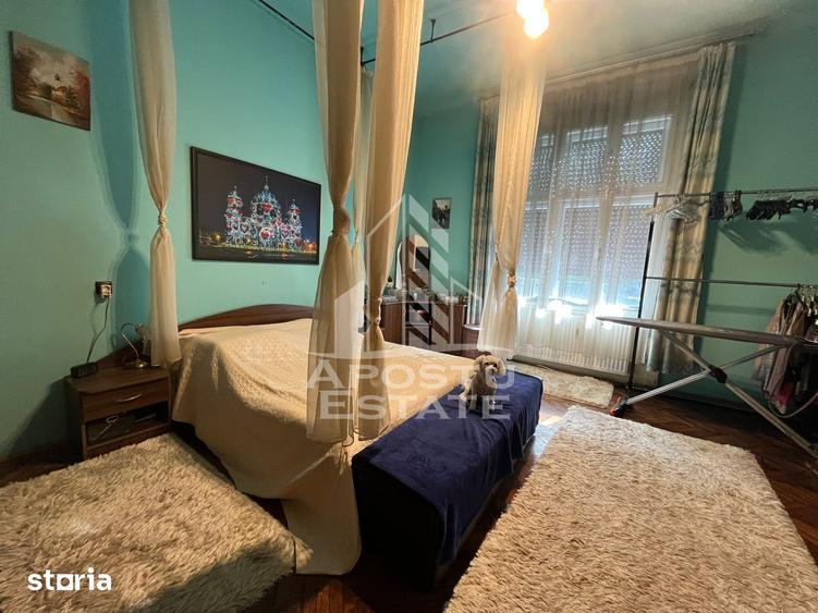 Casa individuala 7 camere, 3 bai, garaj, teren 1129 mp, zona Iosefin - 17