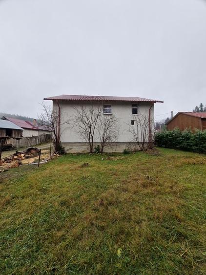 Casă cu 4 camere în Soveja