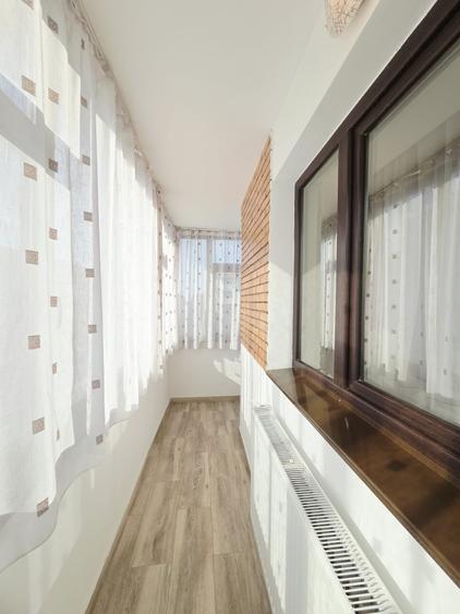 Apartament cu 2 camere decomandat în Micro 17