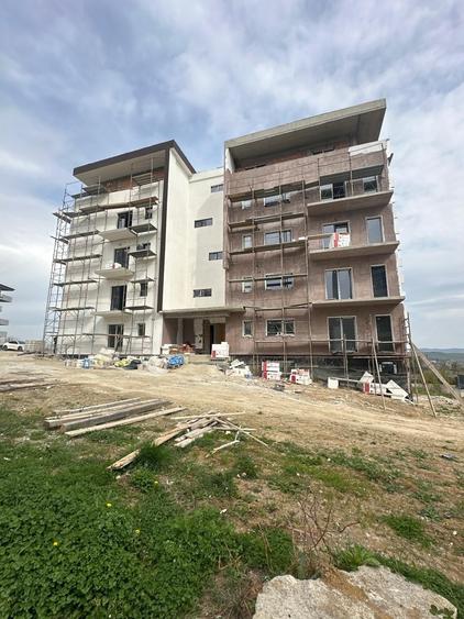 Apartament cu 2 camere decomandat în Dej