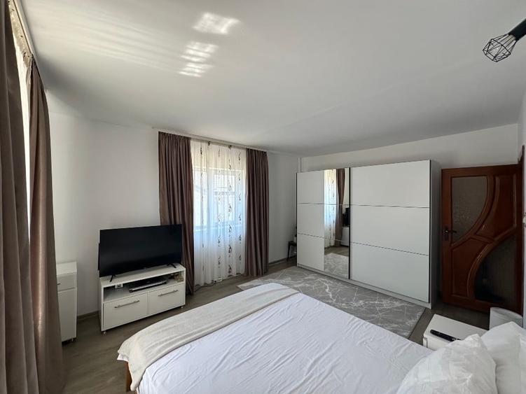 Duplex cu 3 camere cu Teren 222 Mp în Central